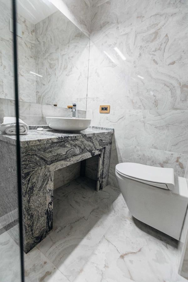 Hotel Livnica Белград Екстериор снимка
