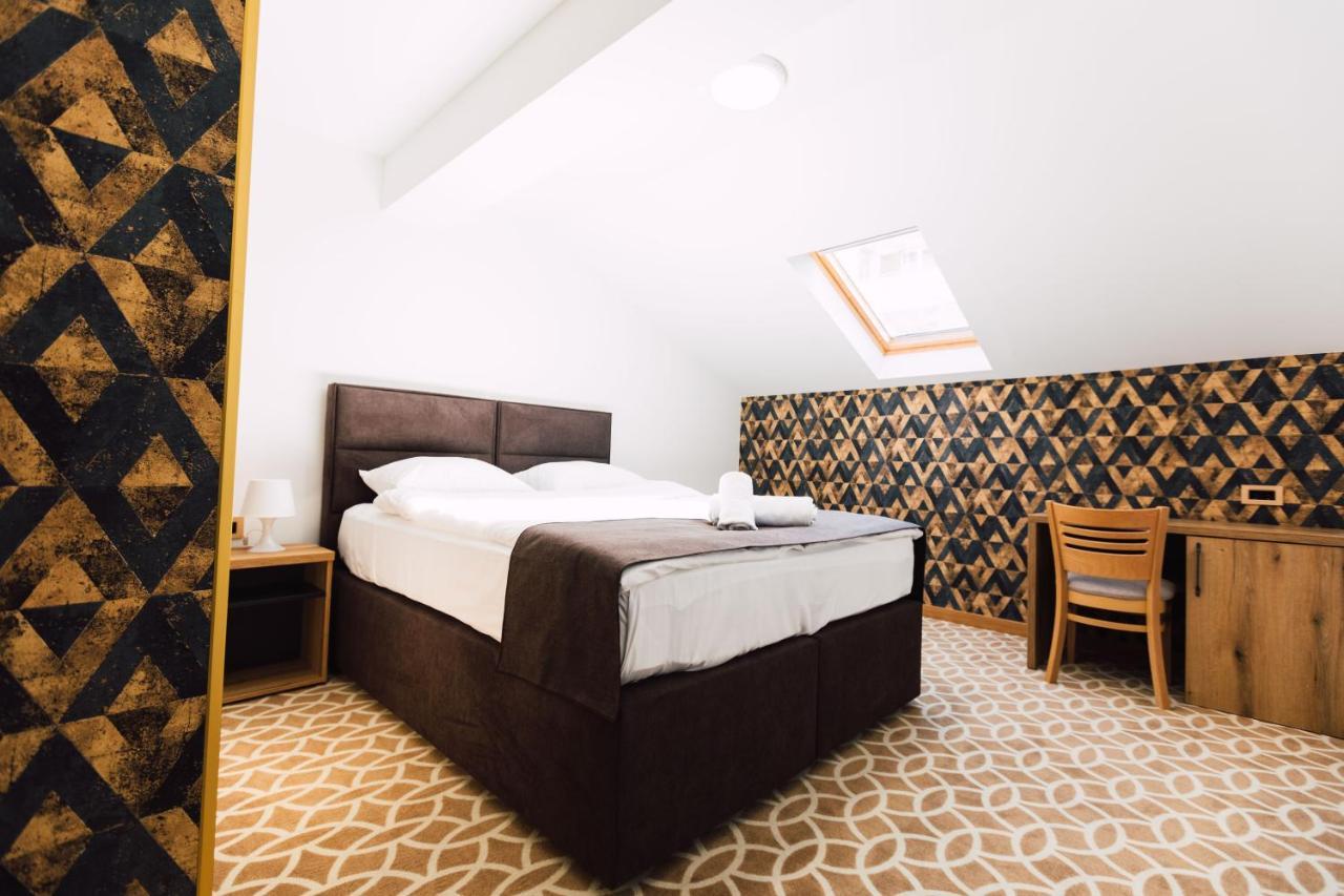 Hotel Livnica Белград Екстериор снимка
